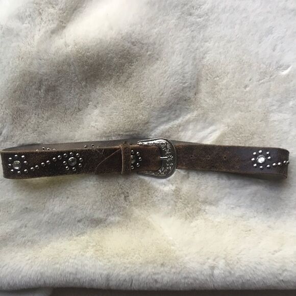 Beautiful Leather Belt!!   - Picture 1 of 6